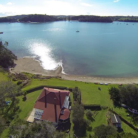 Oakura Bay Villa - Stay Waiheke Te Whau Bay Exterior photo