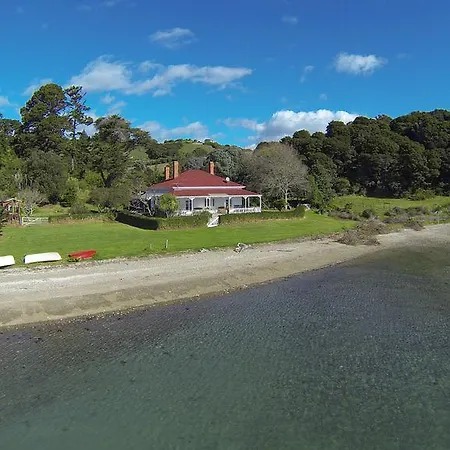 Oakura Bay Villa - Stay Waiheke Te Whau Bay Exterior photo