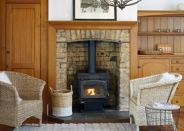 Oakura Bay Villa - Stay Waiheke