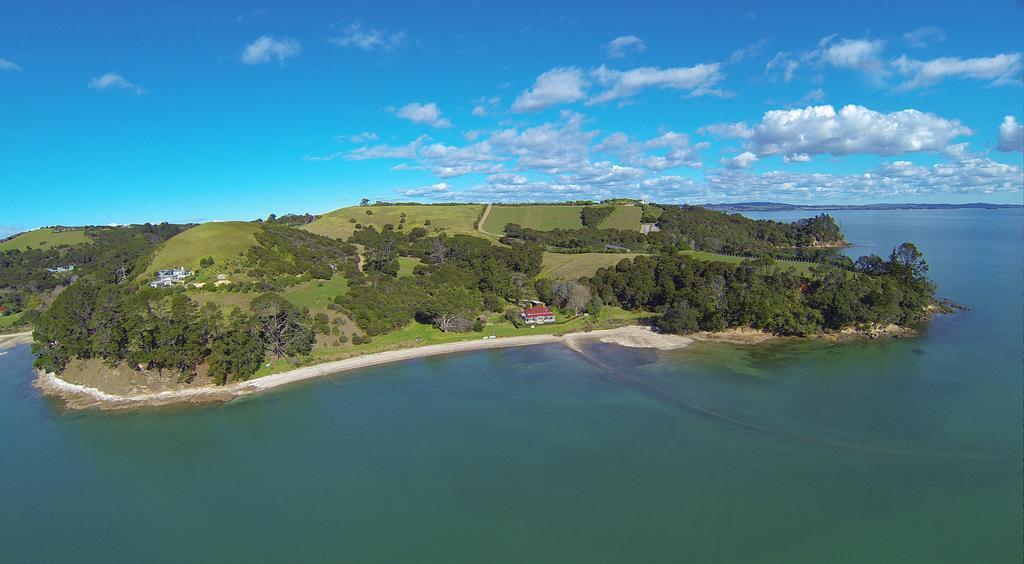 Oakura Bay - Waiheke * Te Whau Bay